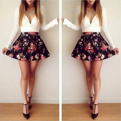 Sexy V Collar Long Sleeved Low Cut Floral Mini..